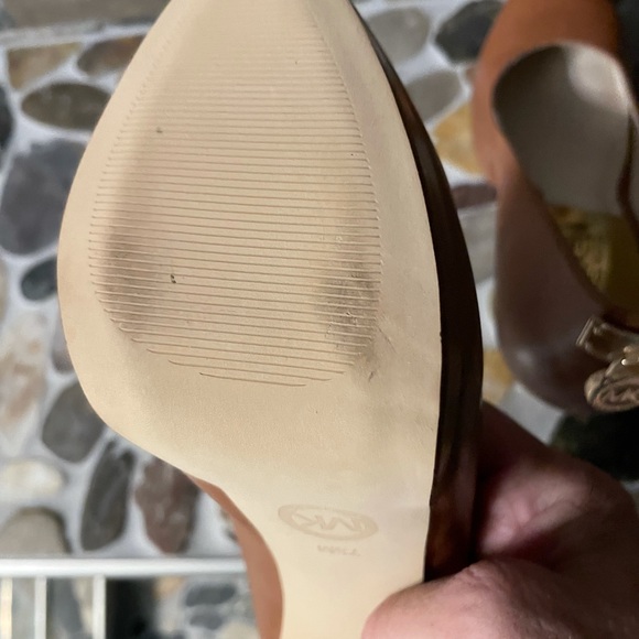 Michael Kors Heels 7.5 - Picture 6 of 6